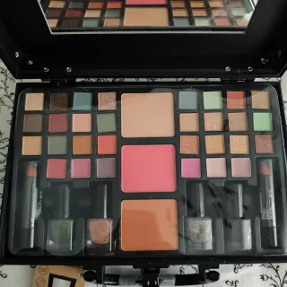 Maletín de maquillaje - Magic Studio