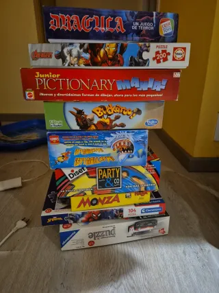 Lote de juegos de mesa y puzzles