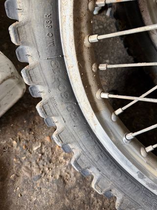 Juego de llantas para moto