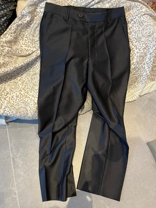 Traje de hombre negro brillante talla 40