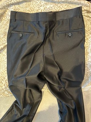 Traje de hombre negro brillante talla 40