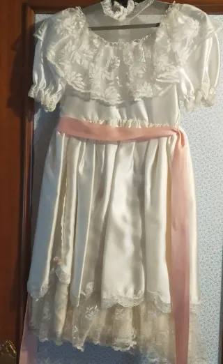 Vestido de arras blanco con fajín rosa