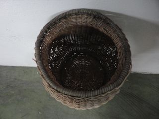 SOPORTE CON CESTA PARA MACETA