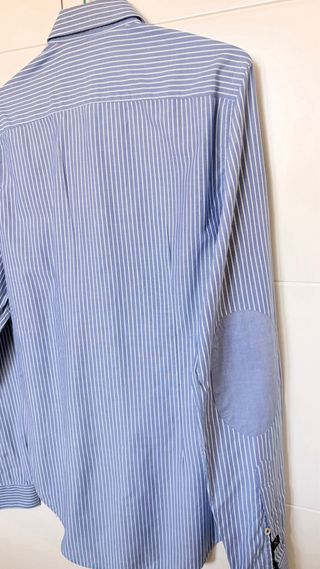 Camisa hombre de rayas azules y blancas Zara