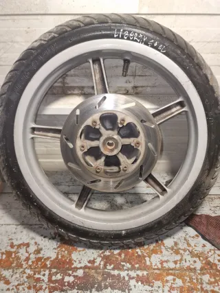Rueda Delantera Liberty 50