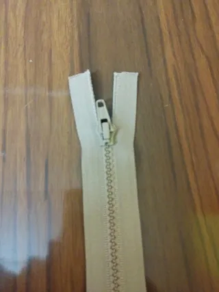 Lote 250 Cremalleras (50,45,40,35 ctos.)