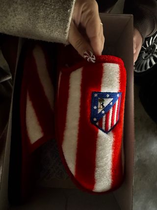 Zapatillas Casa Atlético de Madrid Talla 43