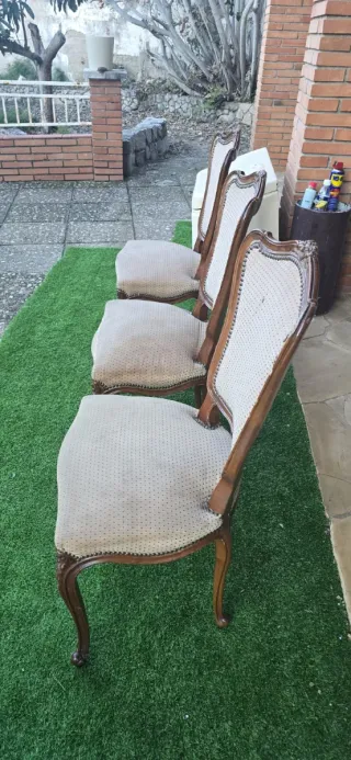 3 Sillas antiguas madera y tela
