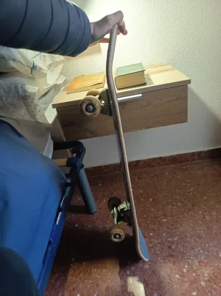 Skate Tijuana con diseño de conejo