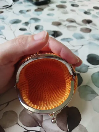 Monedero Crochet Naranja Hecho a Mano