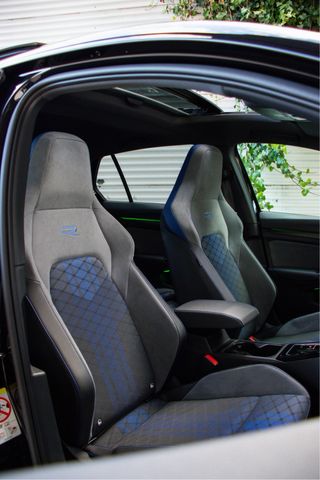 Volkswagen Golf 8R 20 Aniversario