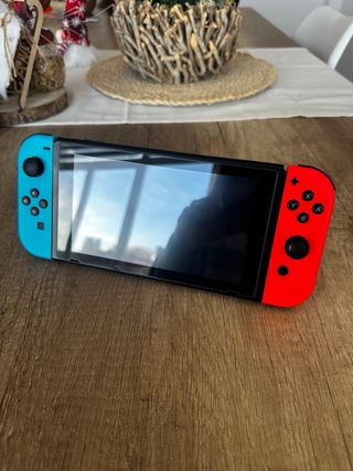 Nintendo Switch Azul y Rojo