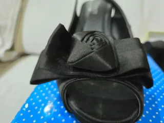 Zapatos de Salón Marypaz Negros con Lazo