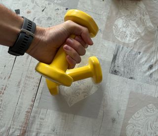 Juego de 2 pesas amarillas, 2 kg cada una