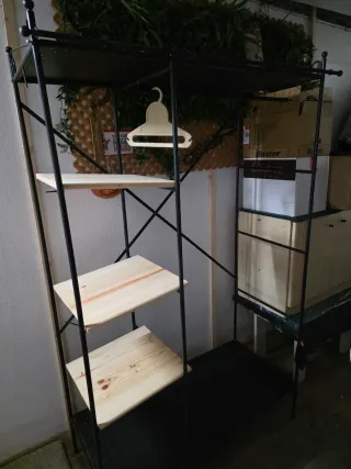 Armario Metálico y Madera Negro/Marrón