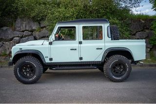 Land-Rover Defender 110 2.5 TD5 122CV PICK UP DOBLE CABINA