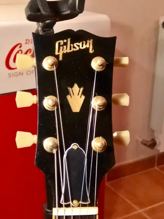 Gibson SG Reissue '61 Ebony/Gold