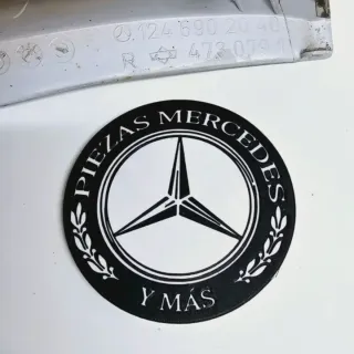 Moldura Mercedes E w124 aleta trasera