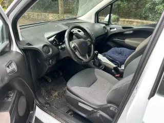 Ford Transit Courier 2018