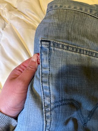 Mono Levi's clásico azul