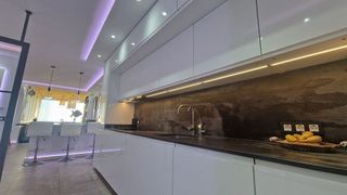 Piso en venta en Cabo Pino - Reserva de Marbella en Marbella