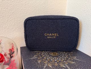 Borsa da toilette Chanel blu e dorata