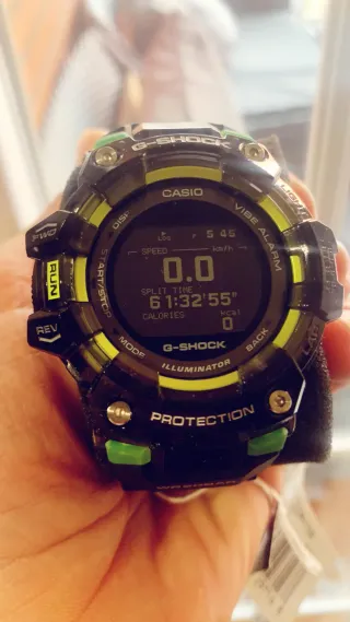 Reloj Casio G-Shock. Negociable. Negro y Verde