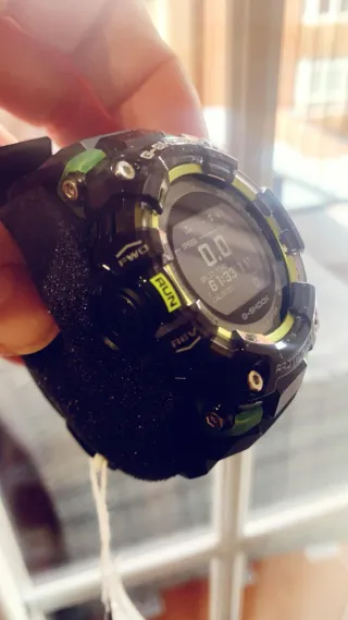 Reloj Casio G-Shock. Negociable. Negro y Verde