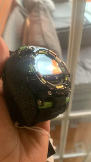 Reloj Casio G-Shock. Negociable. Negro y Verde