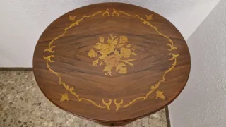 Mesa teléfono marquetería madera