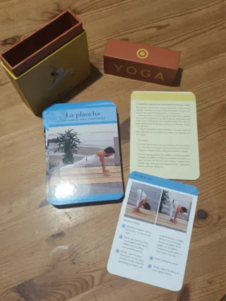Yoga: Un juego de 50 cartas de Glenda Twinin