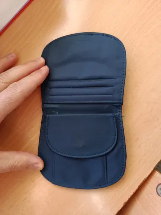 Cartera monedero vaquera con bordado