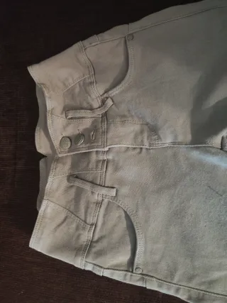 Pantalón pitillo verde chica estrechos