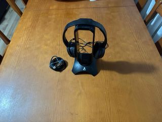 Pack PS4 OFERTA FLASH (PS4 + 10 Juegos GRATIS)