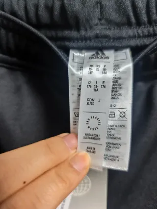 Pantalón chándal Adidas niño 176cm negro