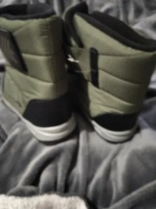 Botas SCARPONCINI verdes y negras