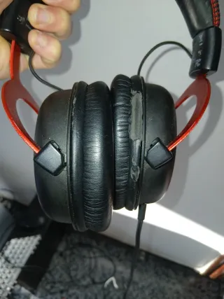 Auriculares Gaming HyperX Rojos y Negros