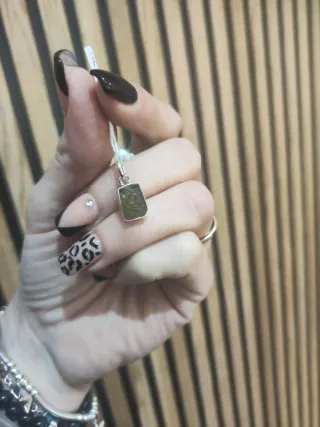 Colgante Moldavita certificada en plata de ley