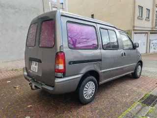 Nissan vanette cargo combi familiar  2.3 diesel 75cc 98