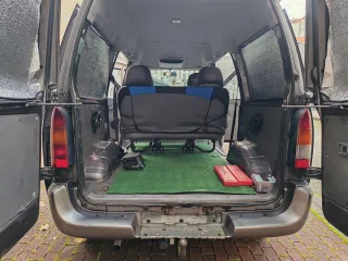 Nissan vanette cargo combi familiar  2.3 diesel 75cc 98