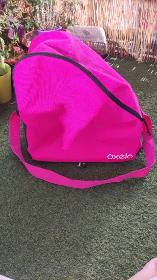 Patines 4 ruedas con luces + casco + mochila