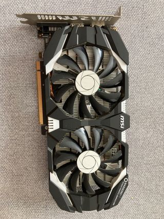 2 Tarjetas Gráficas 1 Radeon y la 2 Nvidia 1060