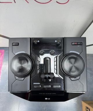 Sonido Altavoz LG om5560