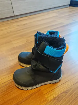Botas nieve niño Decathlon SH500. Talla  34.