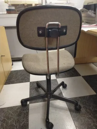 Silla de oficina giratoria