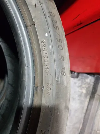 Neumático Michelin 225/50 R18 95V