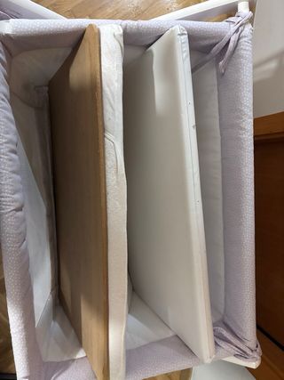 Minicuna con estampado de topitos