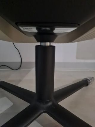 Butaca Nuez Andreu World Piel Verde