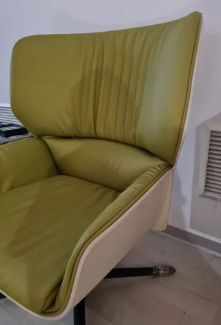 Butaca Nuez Andreu World Piel Verde