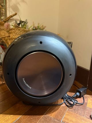 6 Altavoces B&W FPM5 Negros y Subwoofer B&W PV1